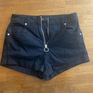Forever 21 size medium black high waisted shorts